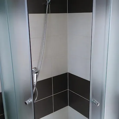 Toldi Panzio Es Etterem *