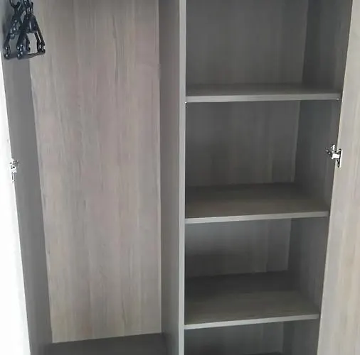 فندق مبيت وإفطار Toldi Panzio Es Etterem
